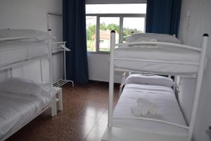 Двох'ярусне ліжко або двоярусні ліжка в номері Albergue La Corona1