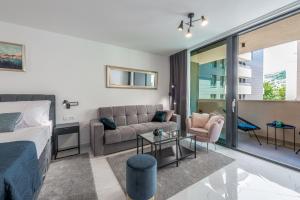 Posedenie v ubytovaní New modern apartment Andrea