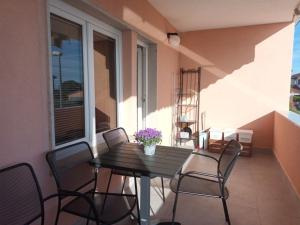 Balkón nebo terasa v ubytování Apartments Merlin