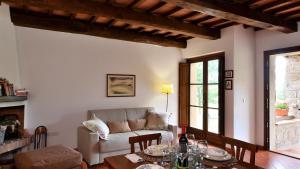 Posedenie v ubytovaní Villa Nocciola Il Poderone