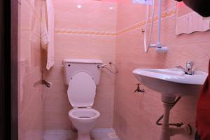 Ванная комната в Marina Terraces Hotel +27 фотографий