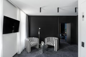 TV a/nebo společenská místnost v ubytování Berman House