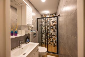 Koupelna v ubytování Dorne Suite Taksim Hotel