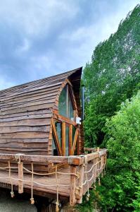 Peisaj natural din apropierea acestui chalet