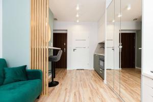 Posedenie v ubytovaní Easy & Comfortable, with balcony, very close to the center