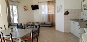 Kuchyň nebo kuchyňský kout v ubytování Crete Essence Villas - Makrygialos