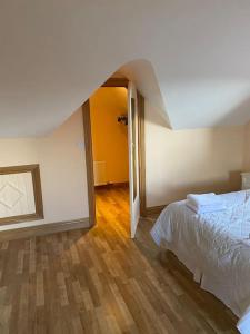 Postel nebo postele na pokoji v ubytování Hilltop