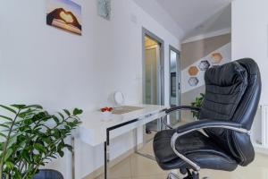 Część wypoczynkowa w obiekcie Apartment Ćosić Green