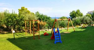 Parc infantil de Adonis