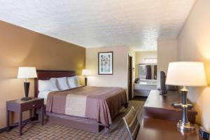 Imagen de la galería de SureStay Hotel by Best Western Summersville, en Summersville