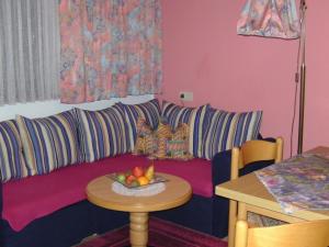 Zdjęcie z galerii obiektu Appartement Ria w mieście Bad Kleinkirchheim