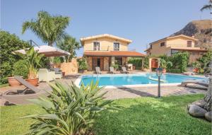 Gallery image of Villa Tourig Beach in Mandra Capreria