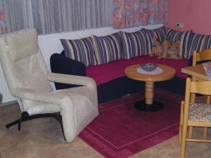Zdjęcie z galerii obiektu Appartement Ria w mieście Bad Kleinkirchheim