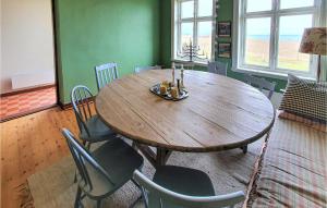 Fotografie z fotogalerie ubytování Cozy Home In Sankt Ibb With Kitchen v destinaci Sankt Ibb