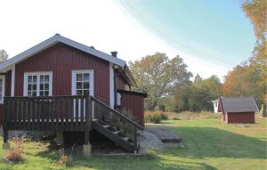 BredavikにあるCozy Home In Tjurkö With Kitchenのギャラリーの写真
