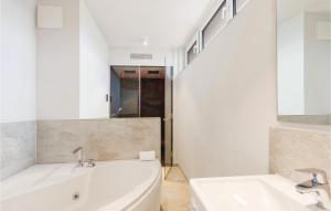 Ein Badezimmer in der Unterkunft Passatvilla - Apartment 6
