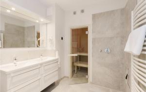 Ein Badezimmer in der Unterkunft Passatvilla - Apartment 6