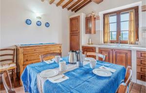 Fotografia z galérie ubytovania Beautiful Home In Cetona With Wifi v destinácii Camporsevoli
