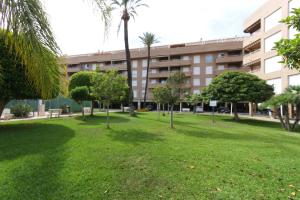 Vonkajšia záhrada v ubytovaní Puerto Romano Vistas al Mar 6 Pax by costablancarent