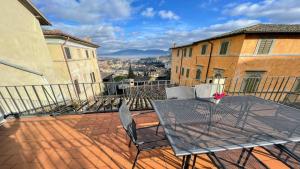 Fotografia z galérie ubytovania Terrazza Duomo With Spectacular Views from 2 large Terraces - sleeps 6 v destinácii Spoleto