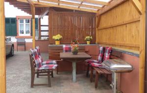 Φωτογραφία από το άλμπουμ του Cozy Home In Strohn With Kitchen σε Strohn