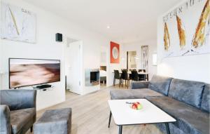 トラフェミュンデにあるBeautiful Apartment In Lbeck Travemnde With 3 Bedrooms, Sauna And Wifiのギャラリーの写真