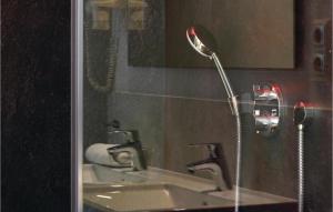 Ein Badezimmer in der Unterkunft Priwallpromenade 23, Whg 1