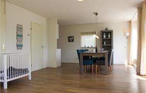 Φωτογραφία από το άλμπουμ του 3 Bedroom Stunning Home In Vlagtwedde σε Vlagtwedde