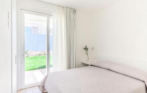 A bed or beds in a room at Bilo 4 Premium
