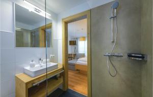Kúpeľňa v ubytovaní Schoene Ferienwohnung-Grossarl