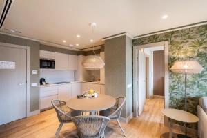Kuchyňa alebo kuchynka v ubytovaní Apartamentos Core Suites Valencia