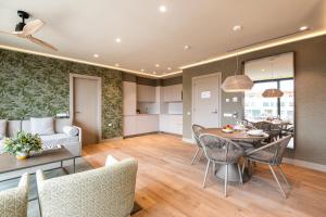 Posedenie v ubytovaní Apartamentos Core Suites Valencia