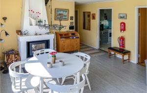 Billede fra billedgalleriet på Nice Home In Listerby With Wifi i Listerby