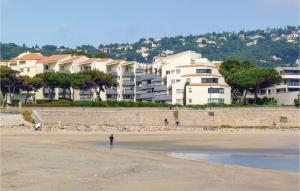Gallery image of Beautiful Apartment In Ste With Wifi in Mèze