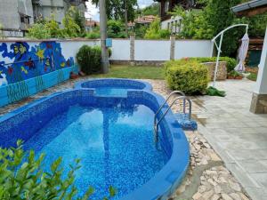 The swimming pool at or close to Villa Vladi Balchik Még 10 kép
