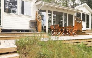 Gallery image of Four-Bedroom Holiday Home In Bodafors in Bodafors