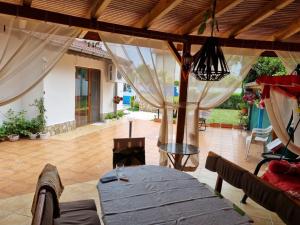 A patio or other outdoor area at Villa Vladi Balchik