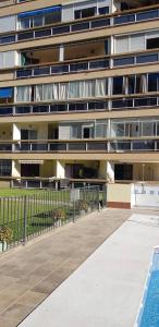 Bazén v ubytovaní Holidays2Torremolinos Studio in Loma del Colegial Torremolinos close to center with pool, rooftop terrace alebo v jeho blízkosti