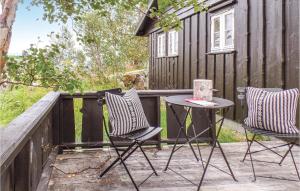 Κήπος έξω από το Pet Friendly Home In Hovden With Sauna +22 φωτογραφίες