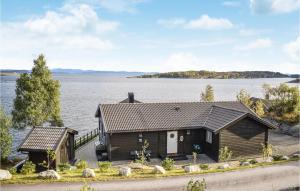 NedstrandにあるStunning Home In Nedstrand With 3 Bedrooms, Sauna And Wifiのギャラリーの写真