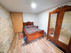 Łóżko lub łóżka w pokoju w obiekcie Casa Paris grande en Costa da Morte, Dumbria