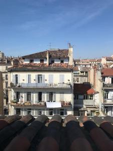 Ein allgemeiner Blick auf Marseille oder ein Stadtblick von der Ferienwohnung aus