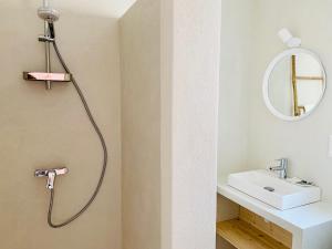 Koupelna v ubytování APPARTEMENT T2 GUETHARY CENITZ + 14 fotografií