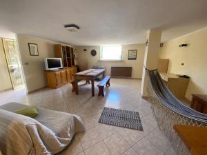 Foto dalla galleria di Appartamento Le Soleil Torgnon a Torgnon Altre 17 foto