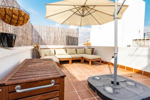 Posedenie v ubytovaní FUN BUILDING TERRACES by HOMEABOUT