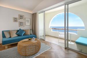 Posezení v ubytování Royal Avila Boutique Resort