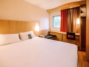 Letto o letti in una camera di ibis Avignon Centre Gare