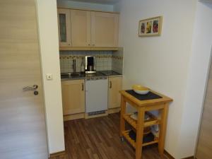 Dapur atau dapur kecil di Ferienwohnung Grüsser in Berchtesgaden