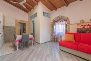 Istumisnurk majutusasutuses "la Casina del forno con piscina fra Catania e Siracusa "