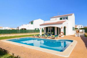 The swimming pool at or close to Villa Noa by Villa Plus